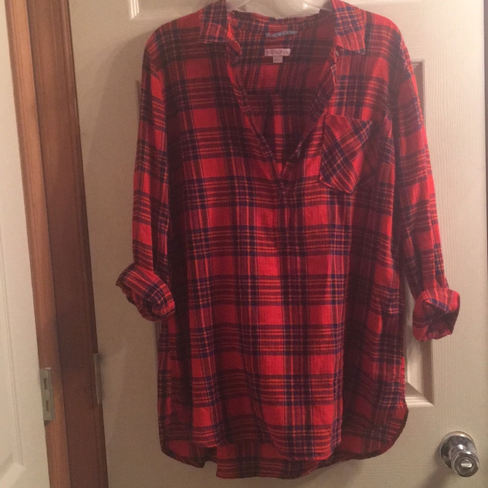 ❤️ Long Red Flannel Shirt ❤️